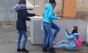 v-orenburge-devochki-podrostki-zhestoko-izbili-svoyu-sverstnicu-a-video-zverstva-vylozhili-v-set-18_1
